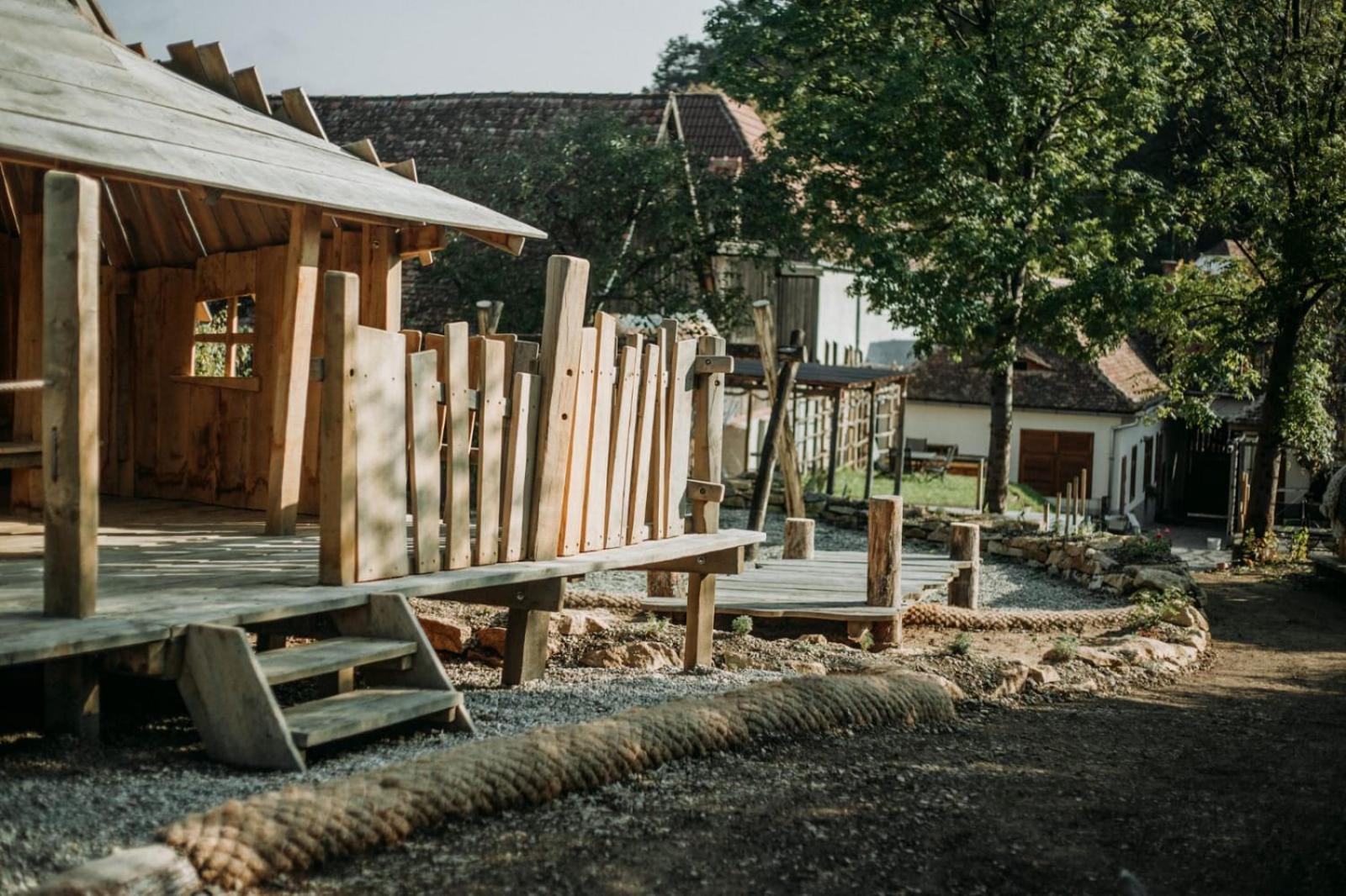 Pensiunea Agora Cisnădioara Extérieur photo